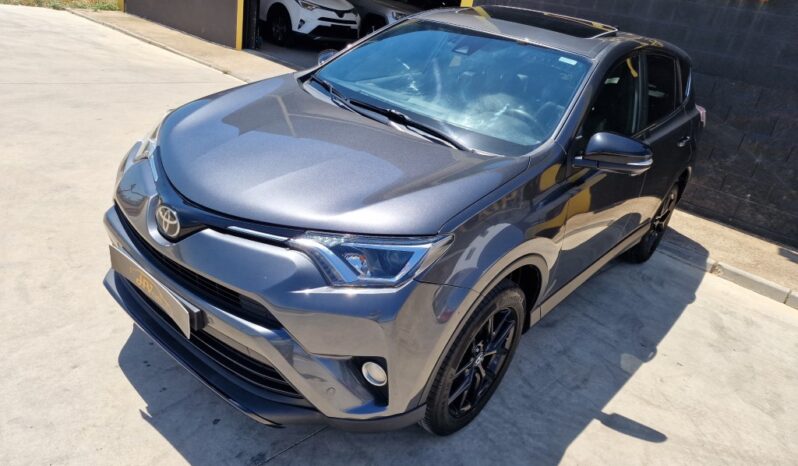 TOYOTA Rav4 2.0D 150D 2WD Executive lleno