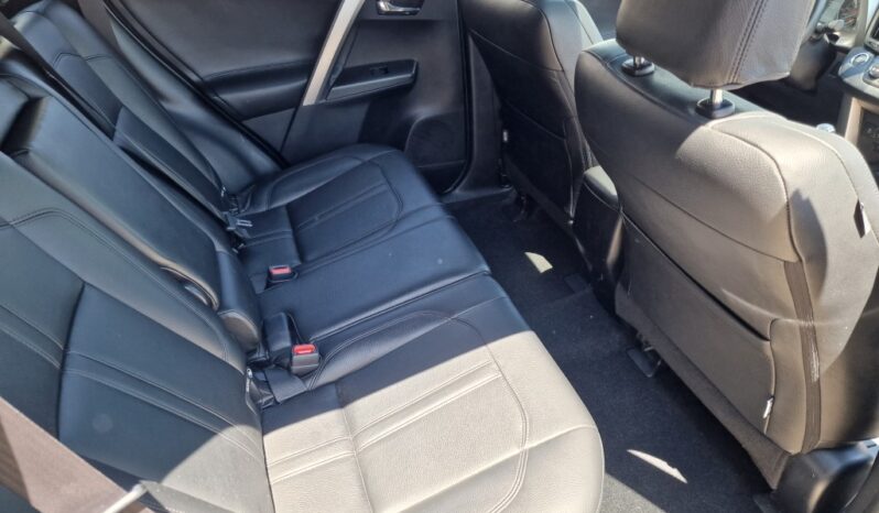 TOYOTA Rav4 2.0D 150D 2WD Executive lleno