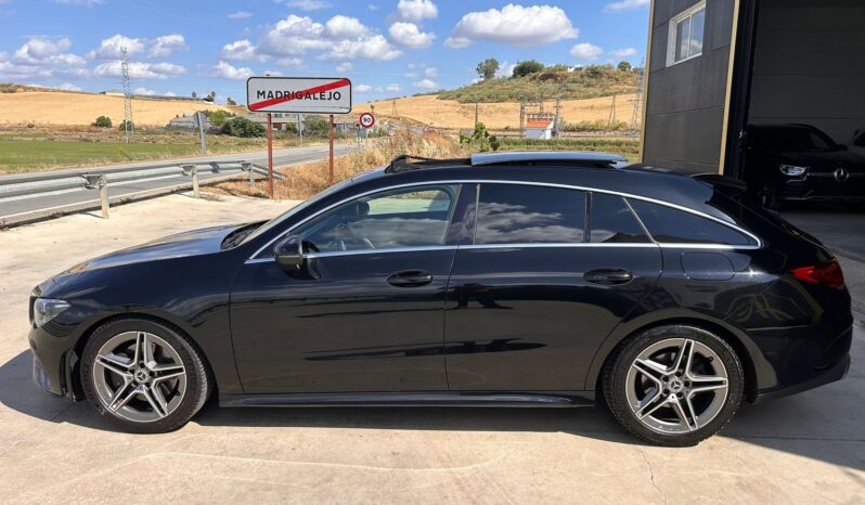 MERCEDES-BENZ CLA CLA 200 D DCT 4MATIC Shooting Brake lleno