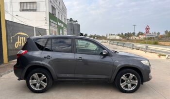 TOYOTA Rav4 2.2 D4D Executive 4×4 lleno