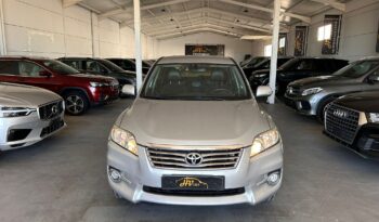 TOYOTA Rav4 2.2 D4D Executive 4×4 lleno