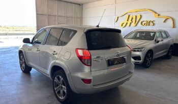 TOYOTA Rav4 2.2 D4D Executive 4×4 lleno