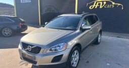 VOLVO XC60 2.0 D4 Momentum